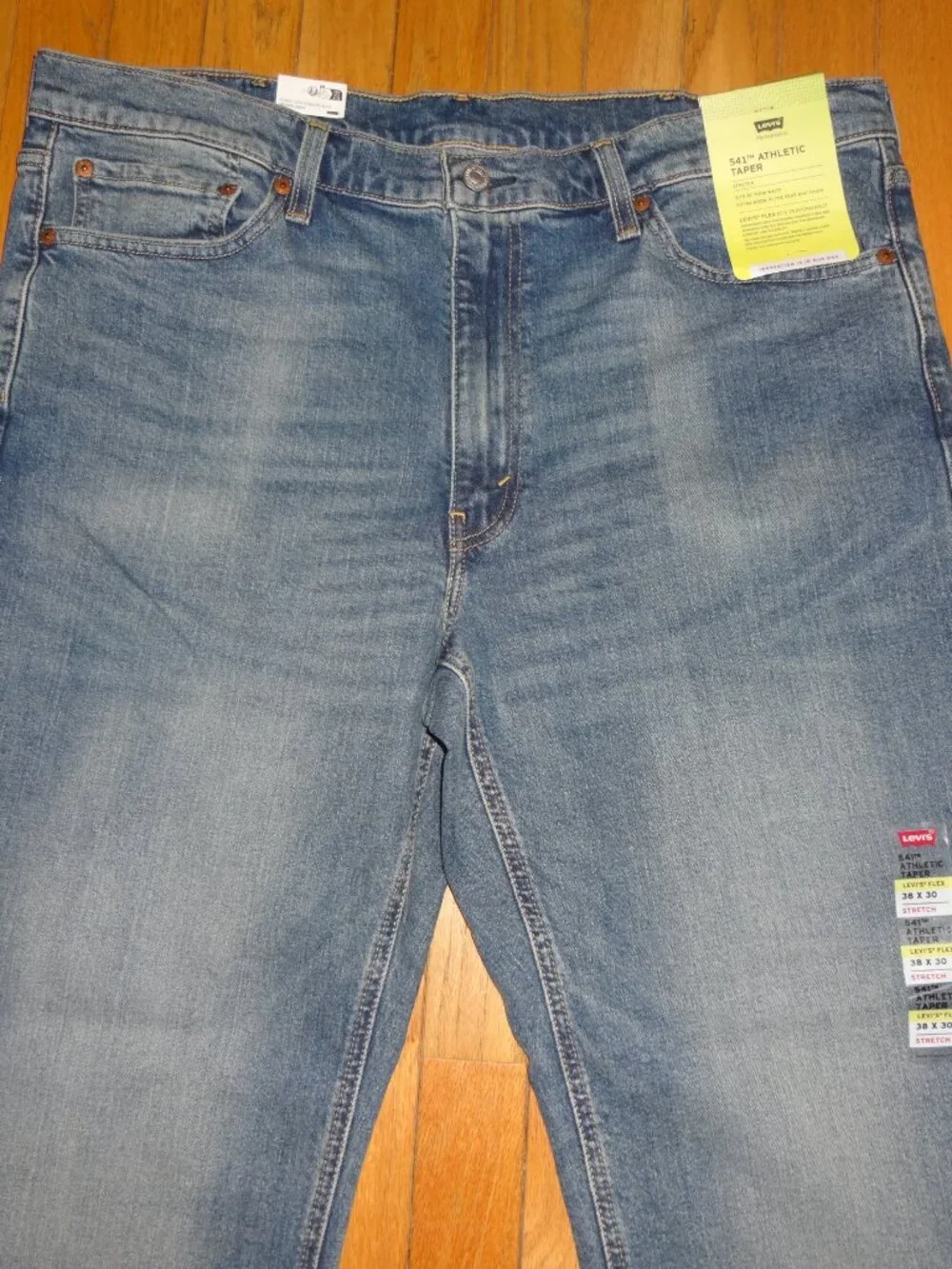 NWT Levi's Original 541 Athletic Fit Tapered Leg Men's Blue Denium Jeans 38 x 30